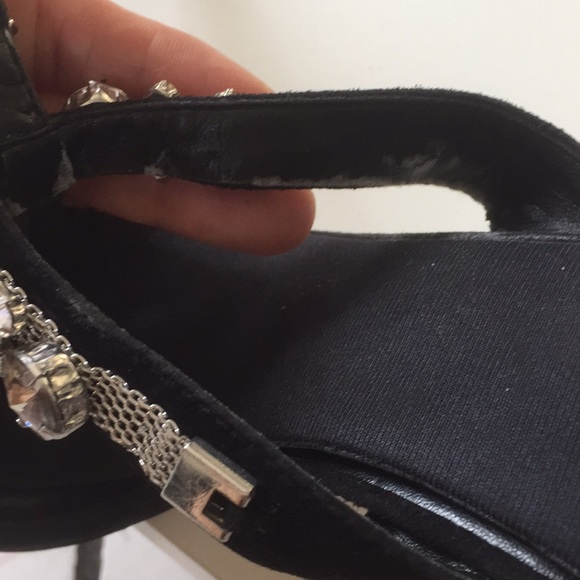 BCBG black heels - Picture 7 of 7